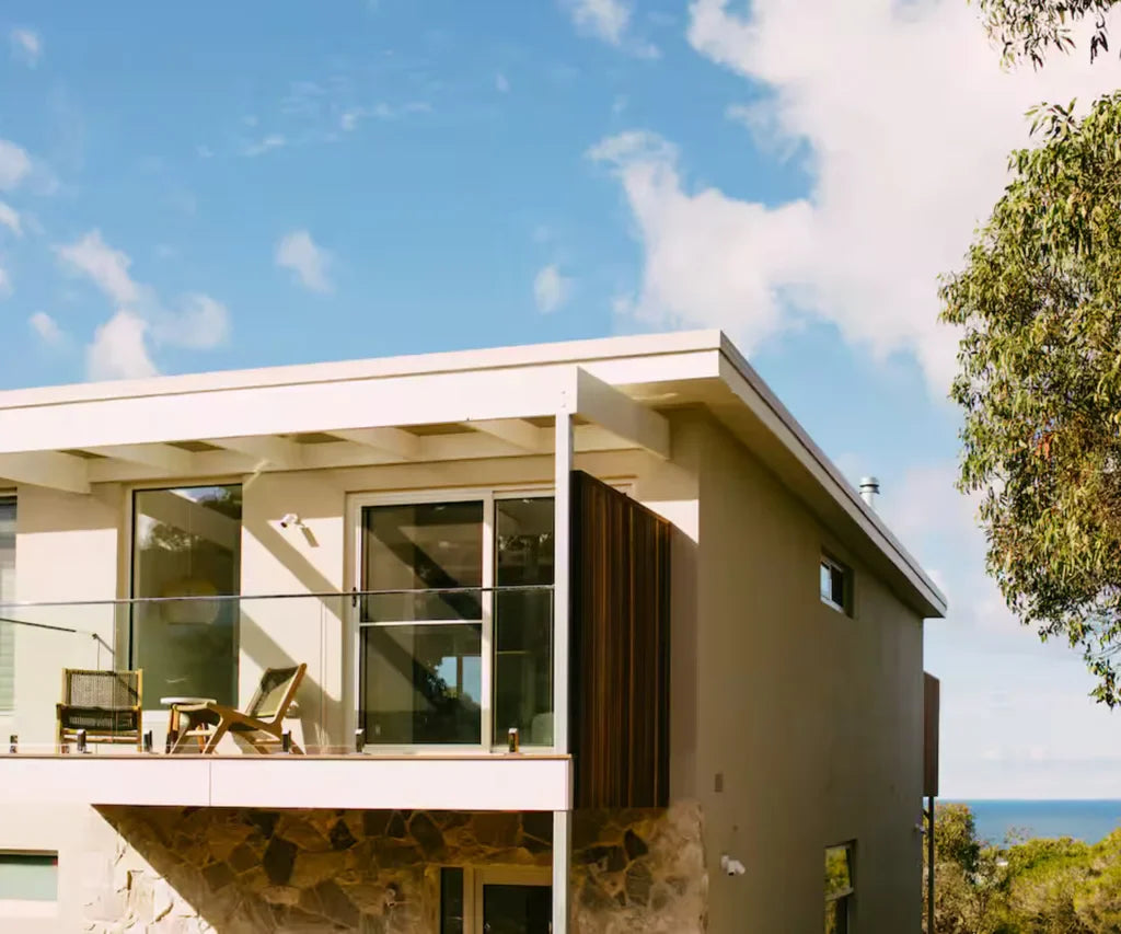 Beat the Heat: How Oasis Shades Nano-Ceramic Tints Slash Summer Costs in Australia